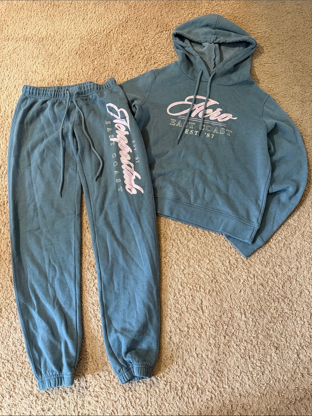 Aeropostale set girls extra small
